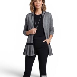 Cato‎ Woman Gray Black Trim Pleated Peplum Open Front Cardigan Sweater 18/20W
